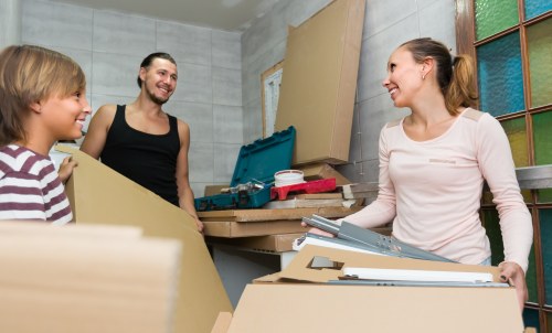 Screen-reader friendly website interface for a removal van service