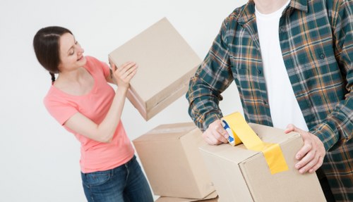 Local moving truck service for residential and commercial moves in Wimbledon