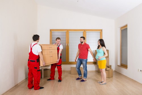 Local removal help for flats and homes in Wimbledon