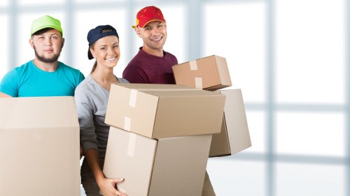 Choosing a local Wimbledon storage provider for extra space