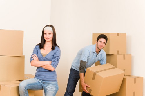 Removal van and team prepared for access challenges in Wimbledon