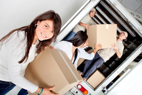 Moving help for flats and offices near Wimbledon